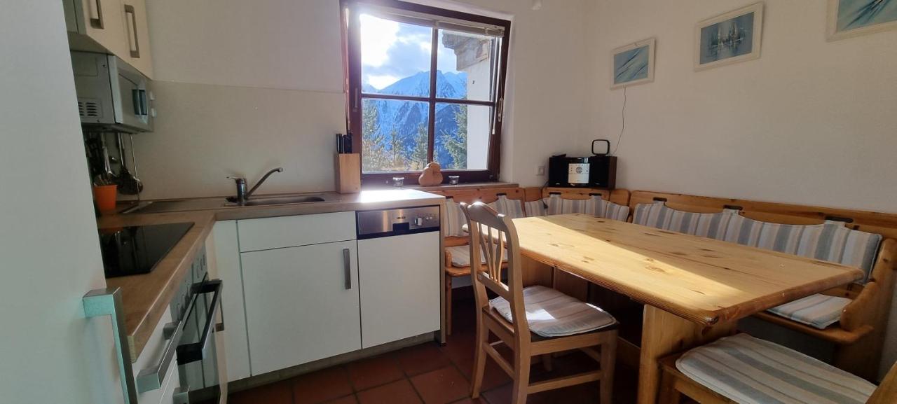 Ferienwohnung 4 Personen Alleinlage Am Wald Naehe Skigebiet Hochzeiger Jerzens Luaran gambar